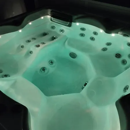 Forrest - Private Jacuzzi&sauna * Ravna Gora