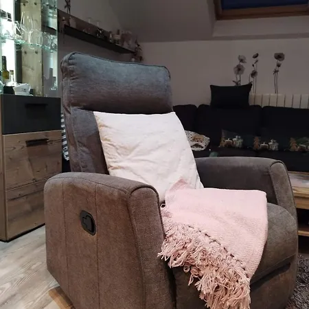 Forrest - Private Jacuzzi & Sauna Appartement Ravna Gora