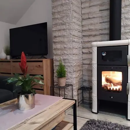 Forrest - Private Jacuzzi & Sauna Appartement