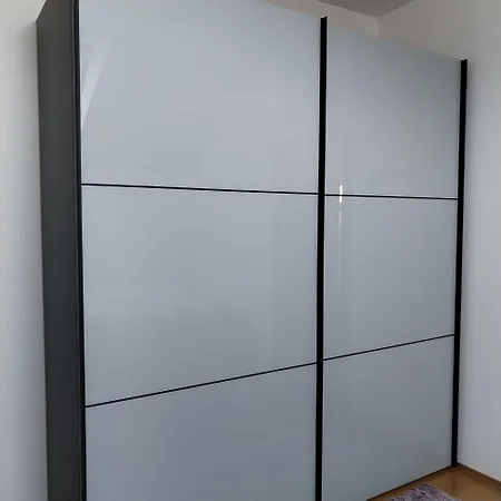 Forrest - Private Jacuzzi & Sauna Appartement *