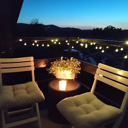 Forrest - Private Jacuzzi & Sauna شقة رافنا غورا